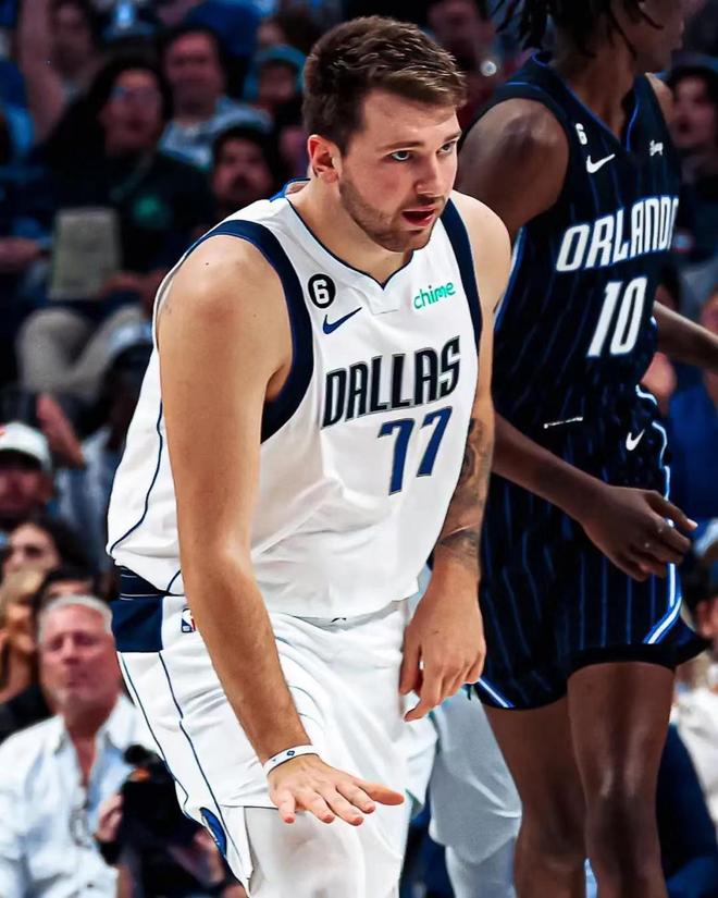 形成一个内 形成一个内