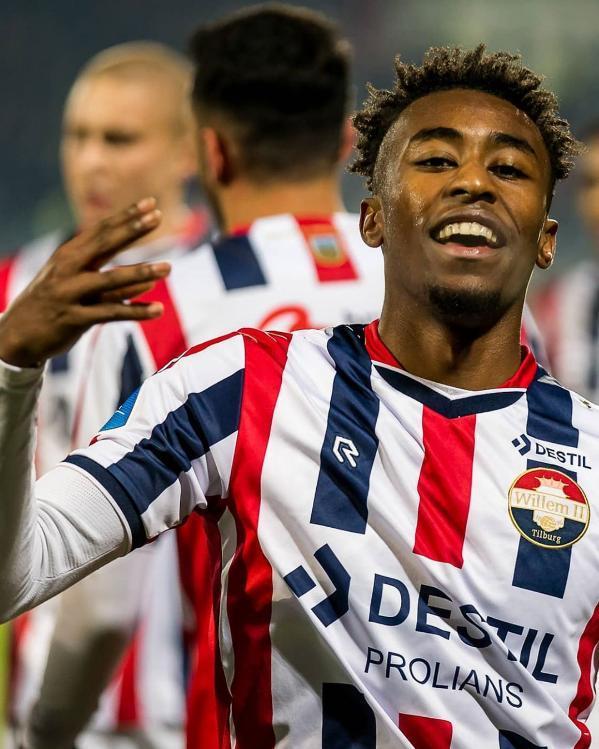 惊喜的代名 惊喜的代名